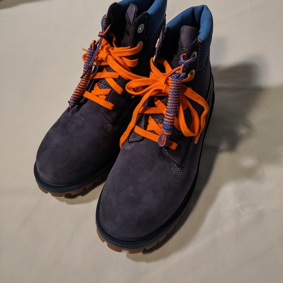 TIMBERLAND NBA NEW YORK KNICKS BOOTS - Picture 4 of 8